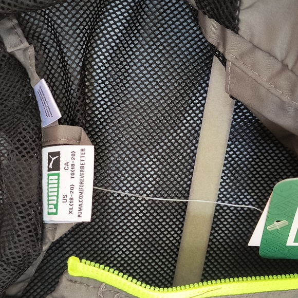 Puma Kids Windbreaker in Castle Rock colorway NWT - Picture 8 of 9